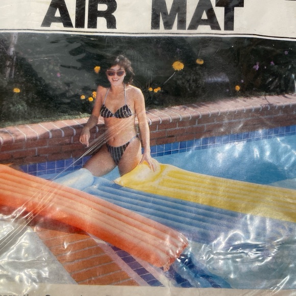 VINTAGE 1984 INTEX THE WET SET INFLATABLE POOL AIR MAT 72 x 27" Lot Of 2 - Picture 6 of 8